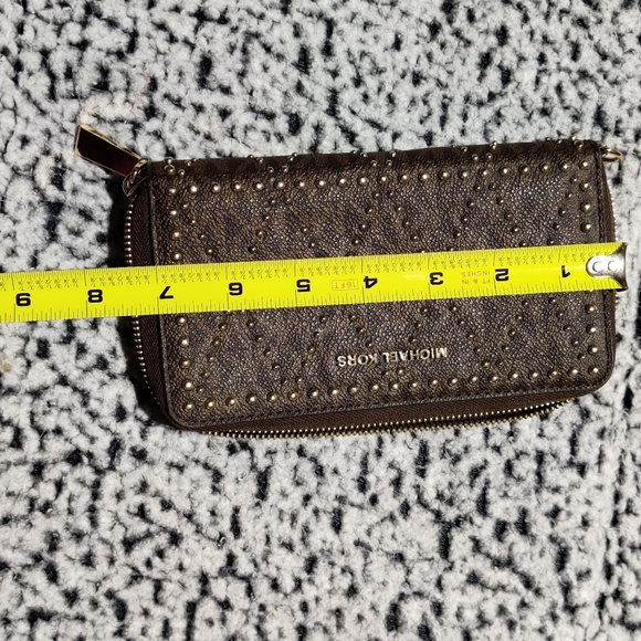 Michael Kors wallet - Picture 4 of 9